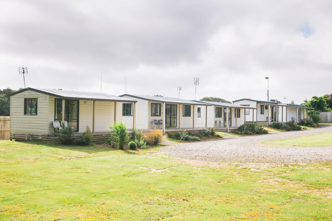 Stratford Motel & Holiday Park Buitenkant foto